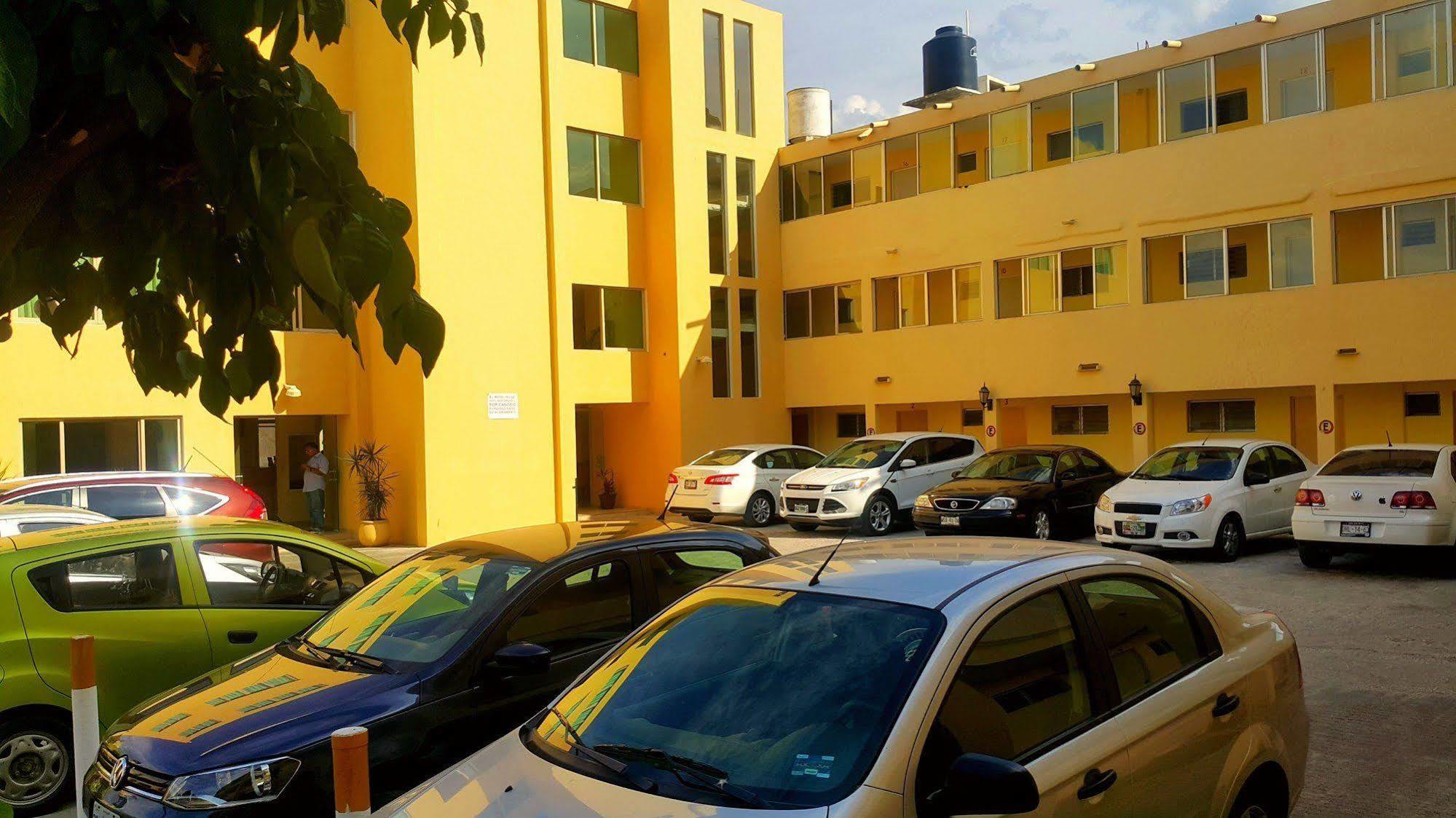 Hotel El Marques Merida Exterior photo