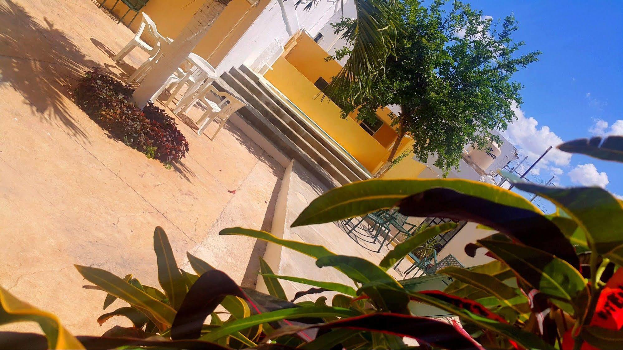 Hotel El Marques Merida Exterior photo